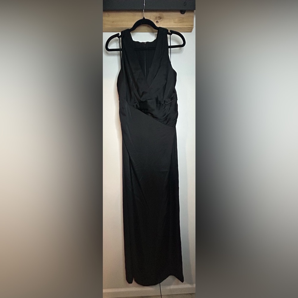 NWT LAUREN BY RALPH LAUREN LONG BLACK GOWN WITH REAR SLIT